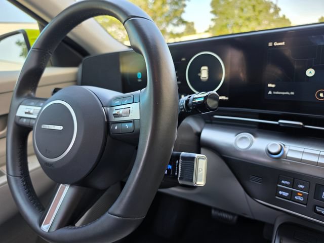 Used 2024 Hyundai Kona SEL FWD image 38