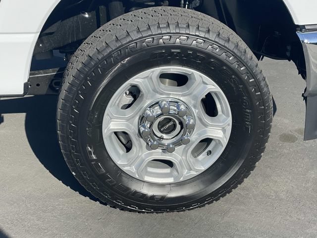 New 2026 Ford F250 XLT w/ FX4 Off-Road Package AWD/4WD image 33