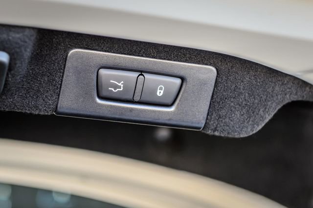 Used 2019 Maserati Ghibli S image 12