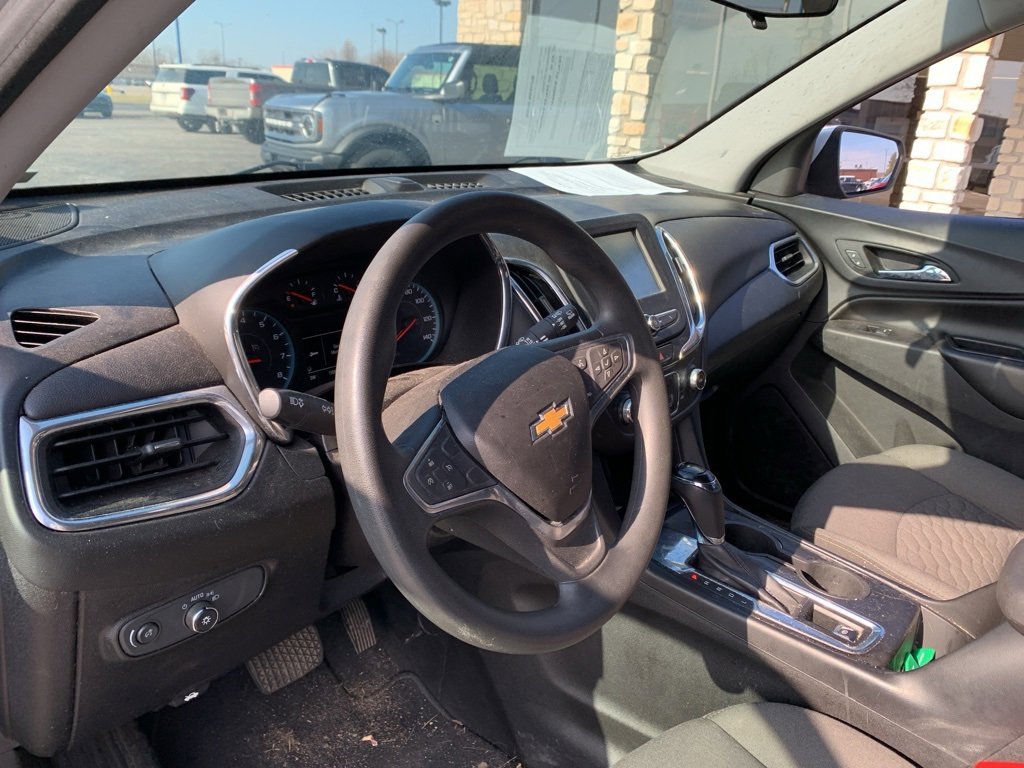 Used 2018 Chevrolet Equinox LT image 18