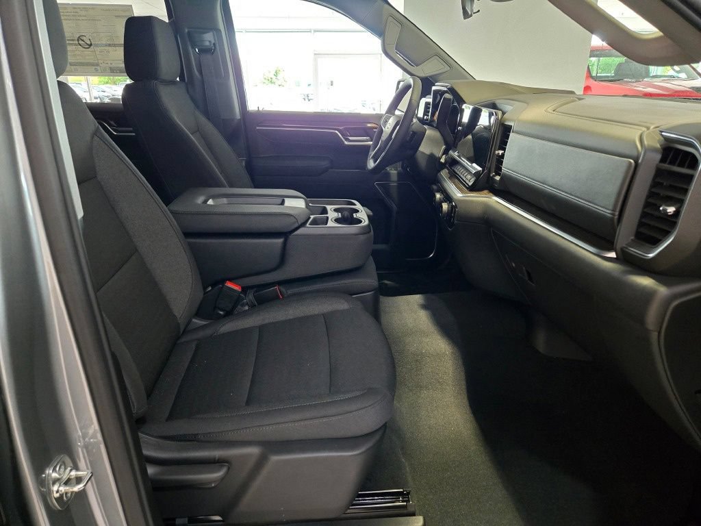New 2026 Chevrolet Silverado 1500 LT AWD/4WD image 6