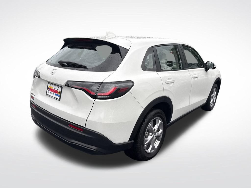 Certified 2025 Honda HR-V LX image 5