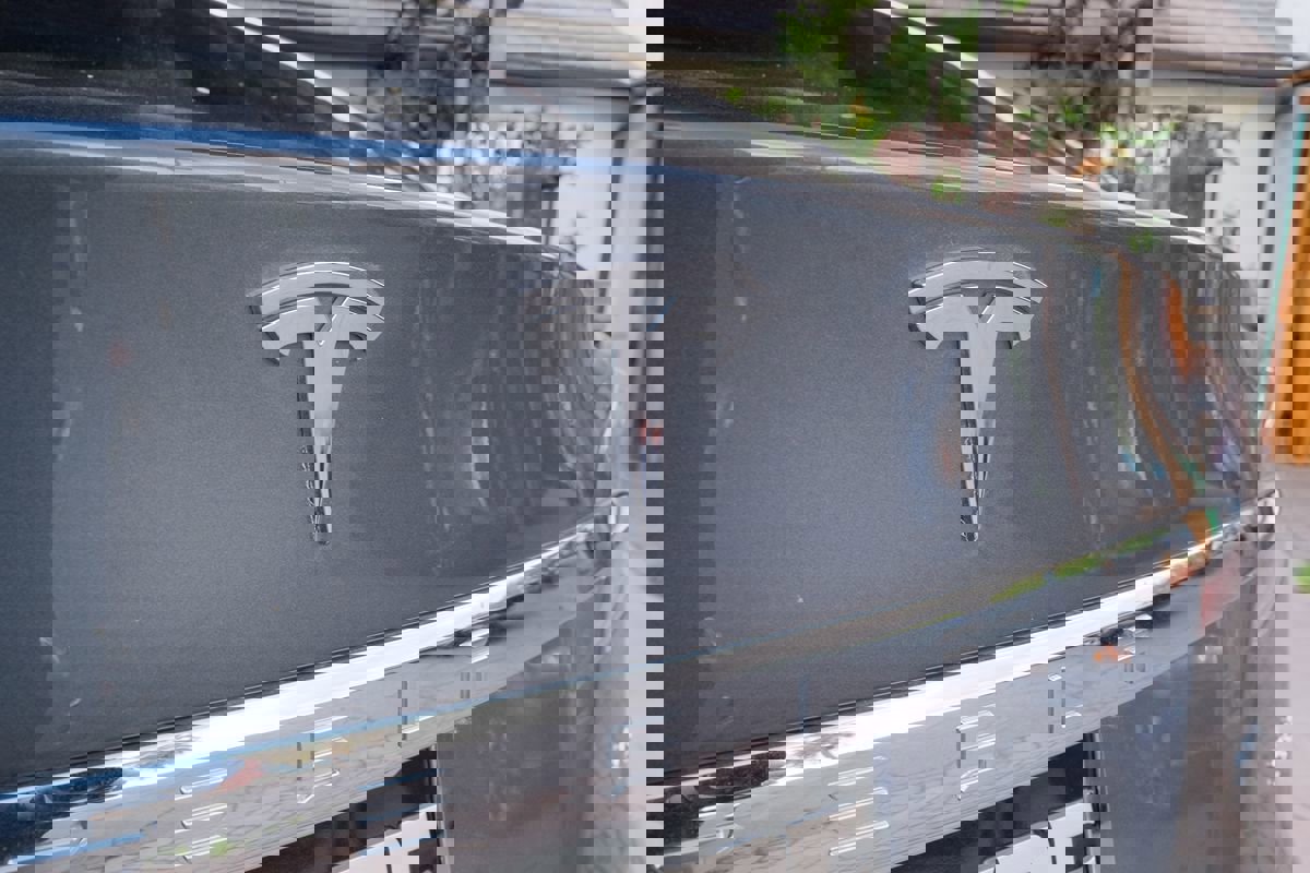 Used 2017 Tesla Model S 100D image 45