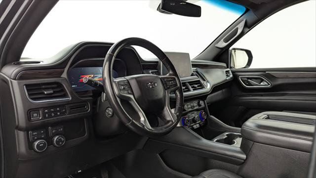 Used 2022 Chevrolet Suburban Z71 w/ Luxury Package AWD/4WD image 26