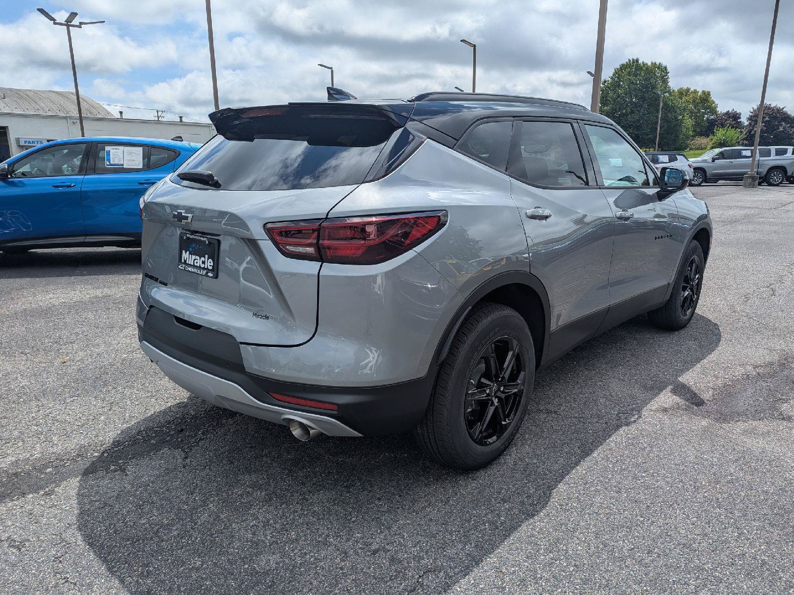 New 2026 Chevrolet Blazer LT w/ Midnight/Sport Edition AWD/4WD image 31