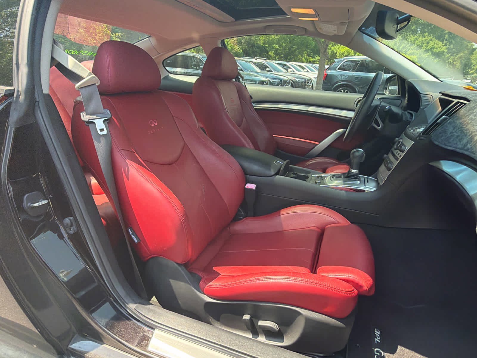 Used 2011 INFINITI G37 IPL RWD image 13