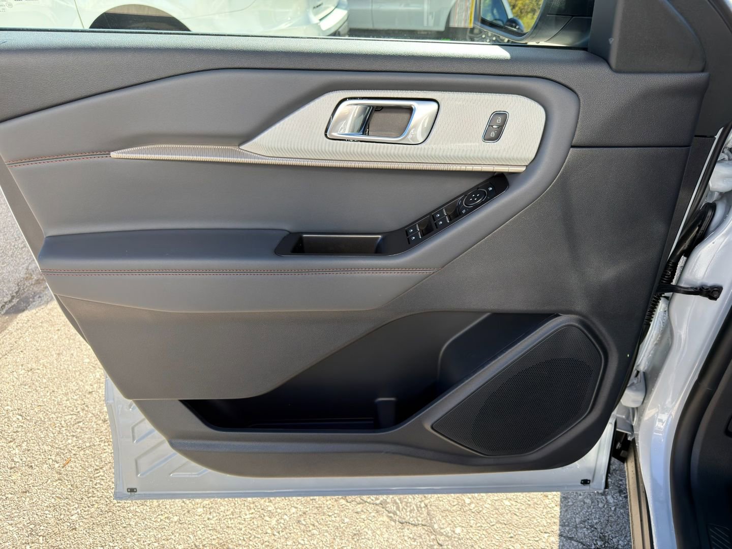 New 2026 Ford Explorer Active image 19