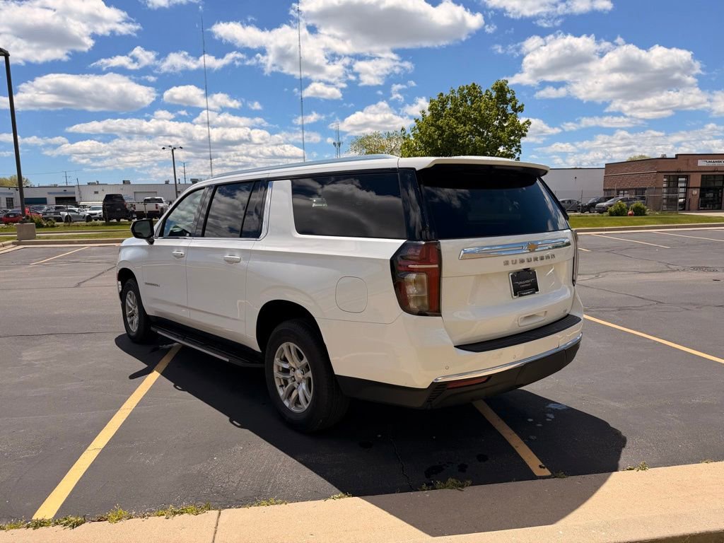 Used 2024 Chevrolet Suburban LT AWD/4WD image 6