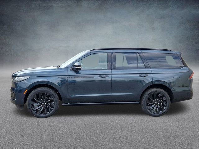 New 2025 Lincoln Navigator Reserve w/ Jet Appearance Package image 4