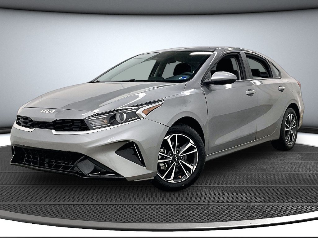 Used 2024 Kia Forte LXS FWD image 3