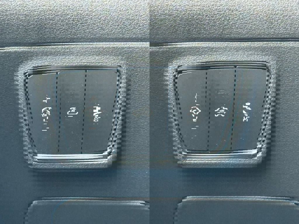 Used 2024 Hyundai Santa Cruz SEL w/ Activity Package image 17