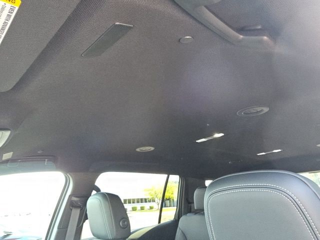 New 2026 Chevrolet Traverse LT w/ Driver Confidence Package image 21