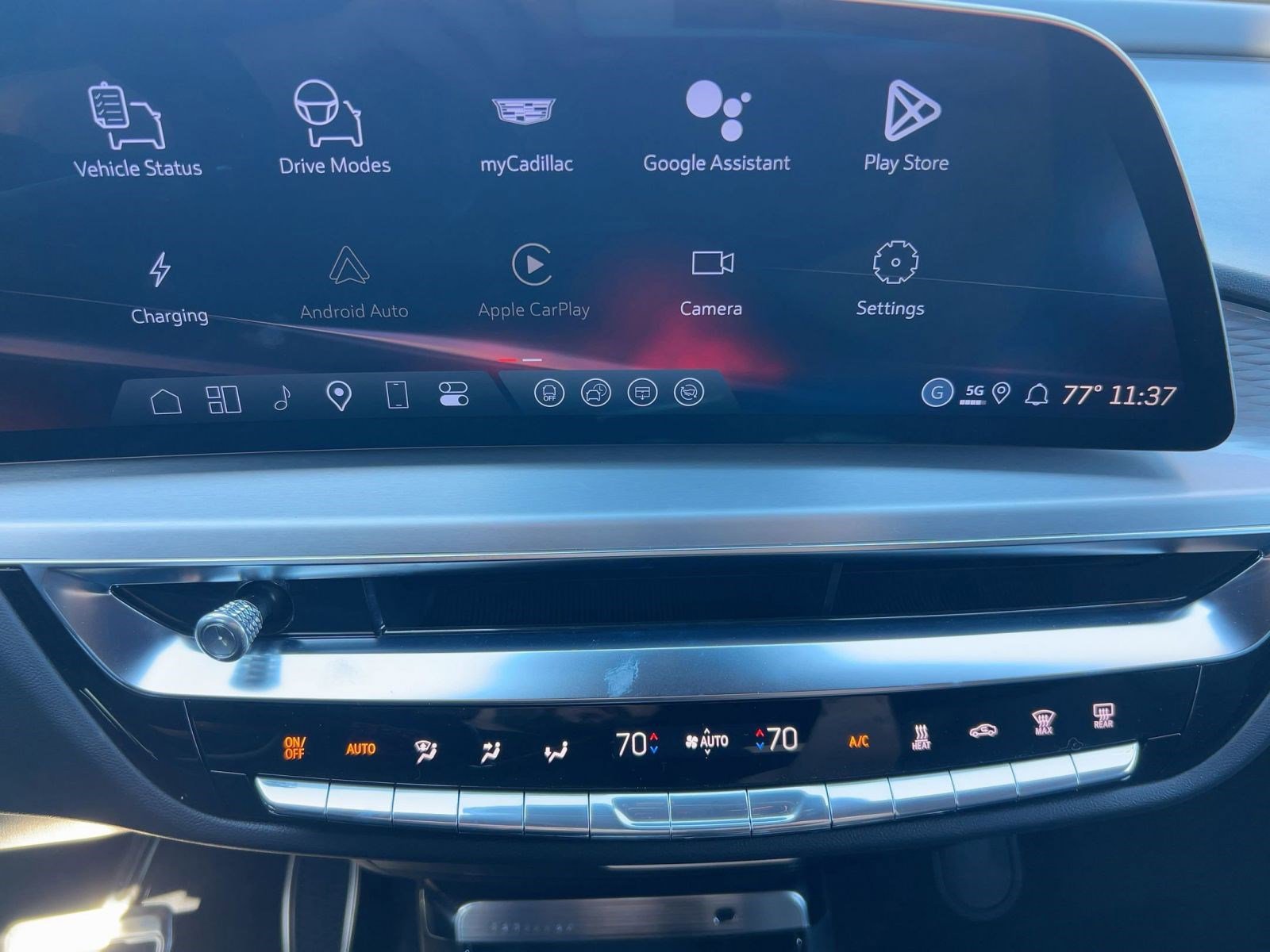 New 2026 Cadillac Lyriq V w/ LPO, Floor Liner Package image 23