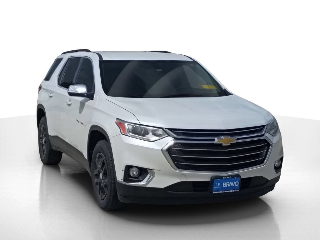Used 2020 Chevrolet Traverse LT FWD image 3