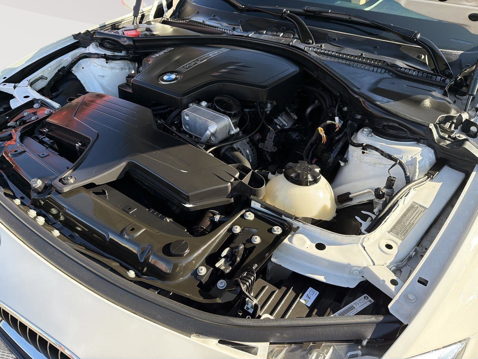 Used 2013 BMW 328i xDrive Sedan image 18