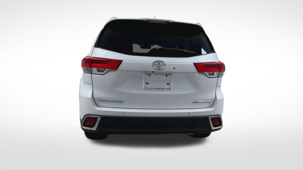 Used 2019 Toyota Highlander Limited image 9