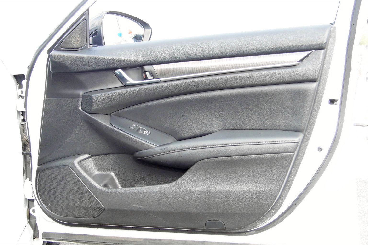 Used 2022 Honda Accord Sport image 9