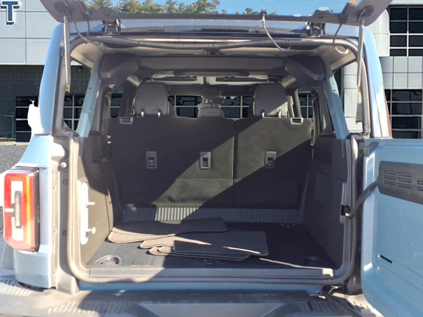 Used 2025 Ford Bronco Badlands AWD/4WD image 6