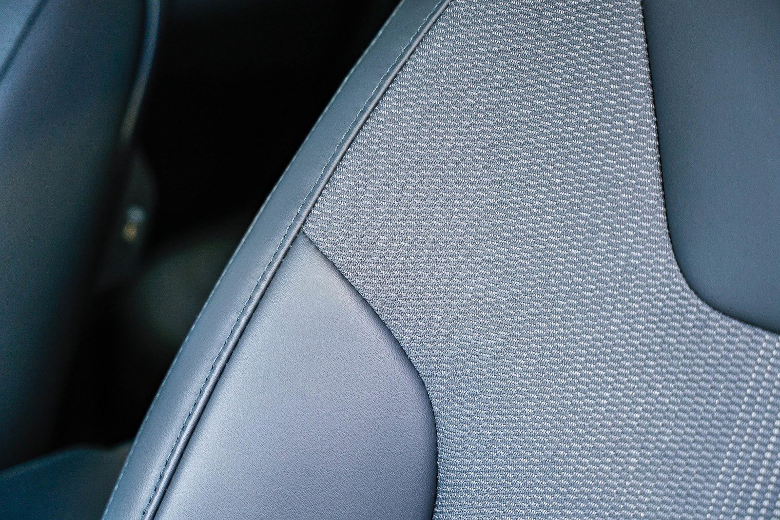 Used 2023 Kia Niro EX image 25