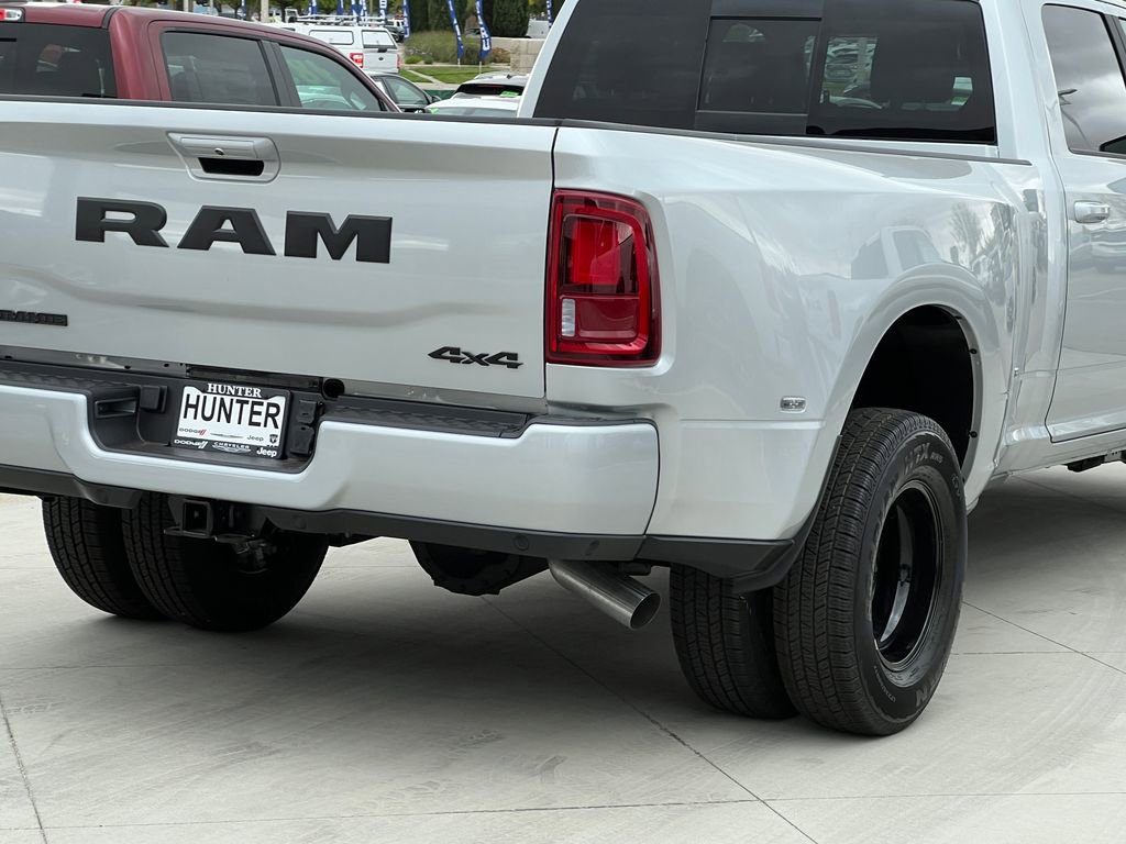 New 2026 RAM 3500 Laramie w/ Night Edition AWD/4WD image 7