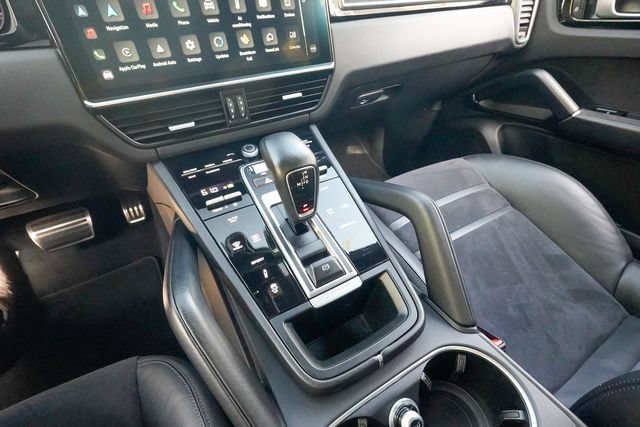 Used 2022 Porsche Cayenne GTS AWD/4WD image 72