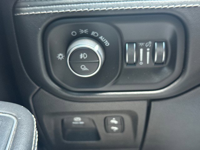 Used 2019 RAM 1500 Limited image 20