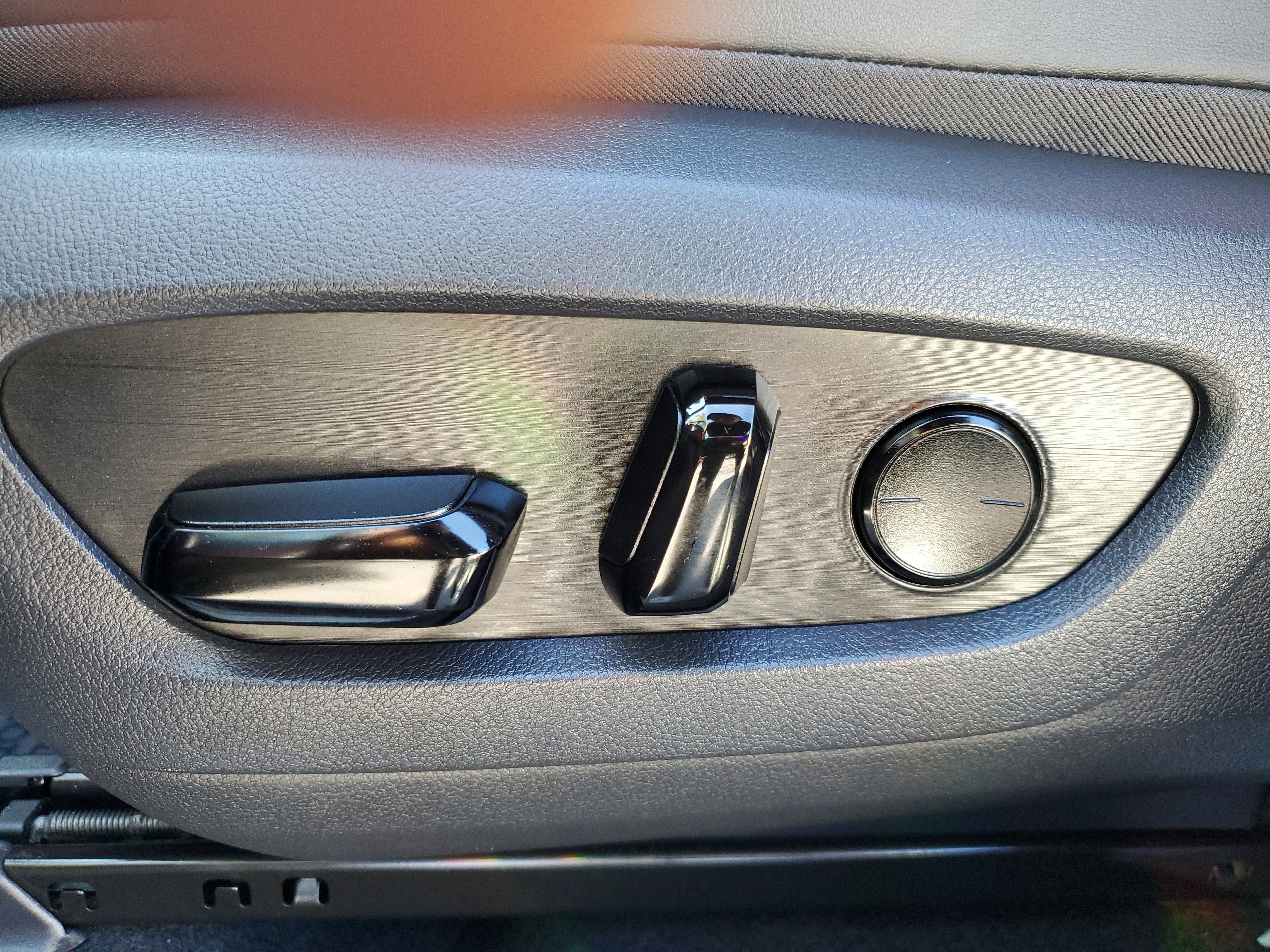 Used 2025 Lexus NX 250 FWD w/ Premium Package image 11