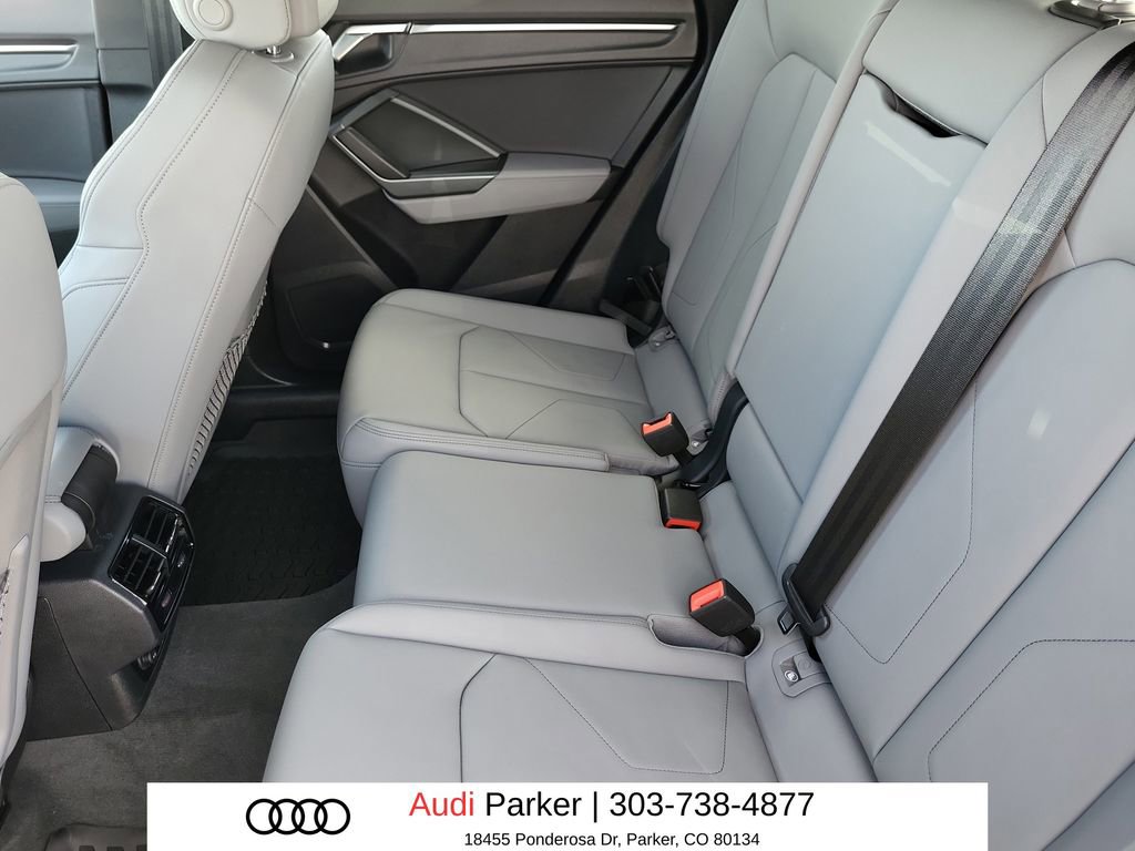 Used 2025 Audi Q3 2.0T Premium w/ Convenience Package image 8