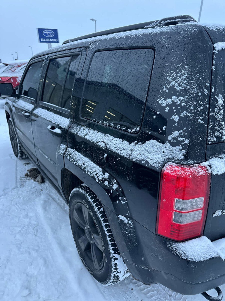 Used 2017 Jeep Patriot Sport image 4