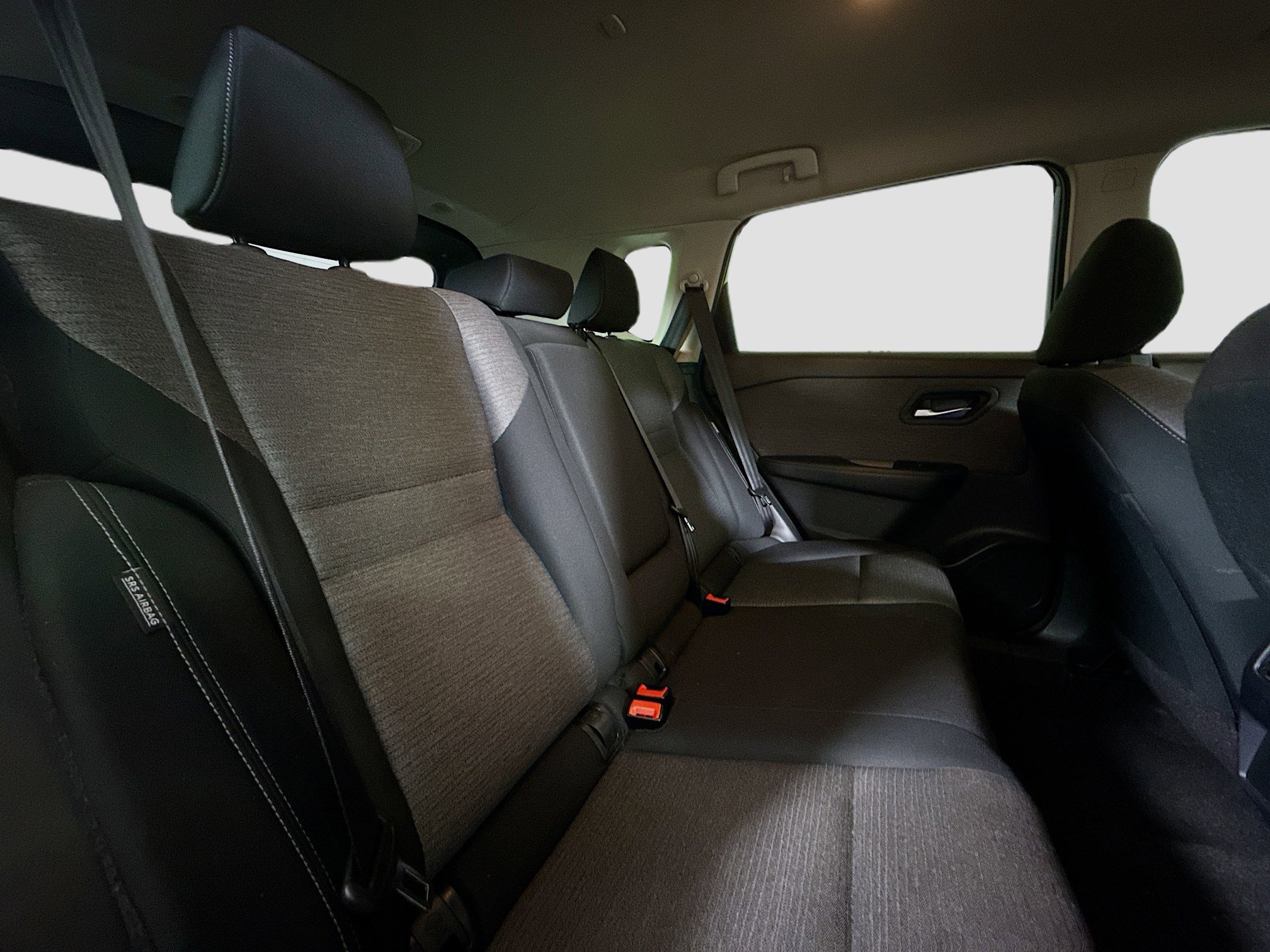 Used 2023 Nissan Rogue SV image 22