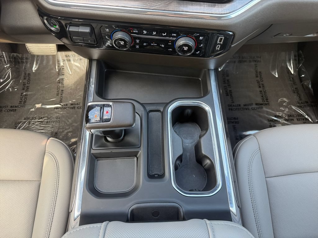 Used 2025 Chevrolet Silverado 1500 LTZ w/ Technology Package AWD/4WD image 11