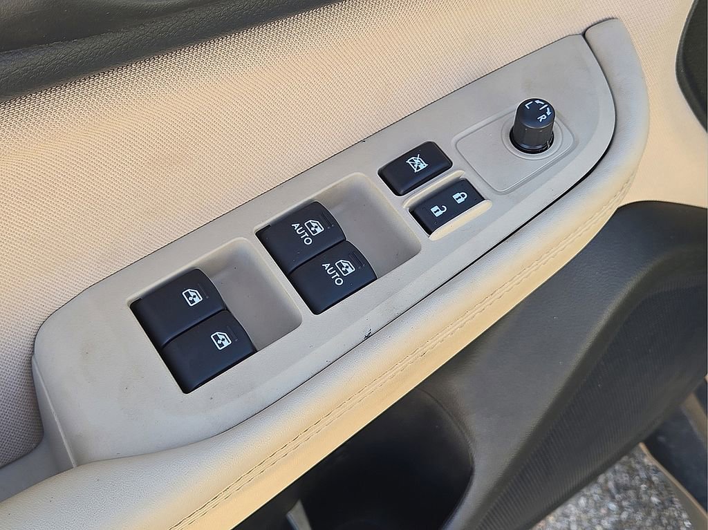 Used 2015 Subaru Outback 2.5i Premium image 21