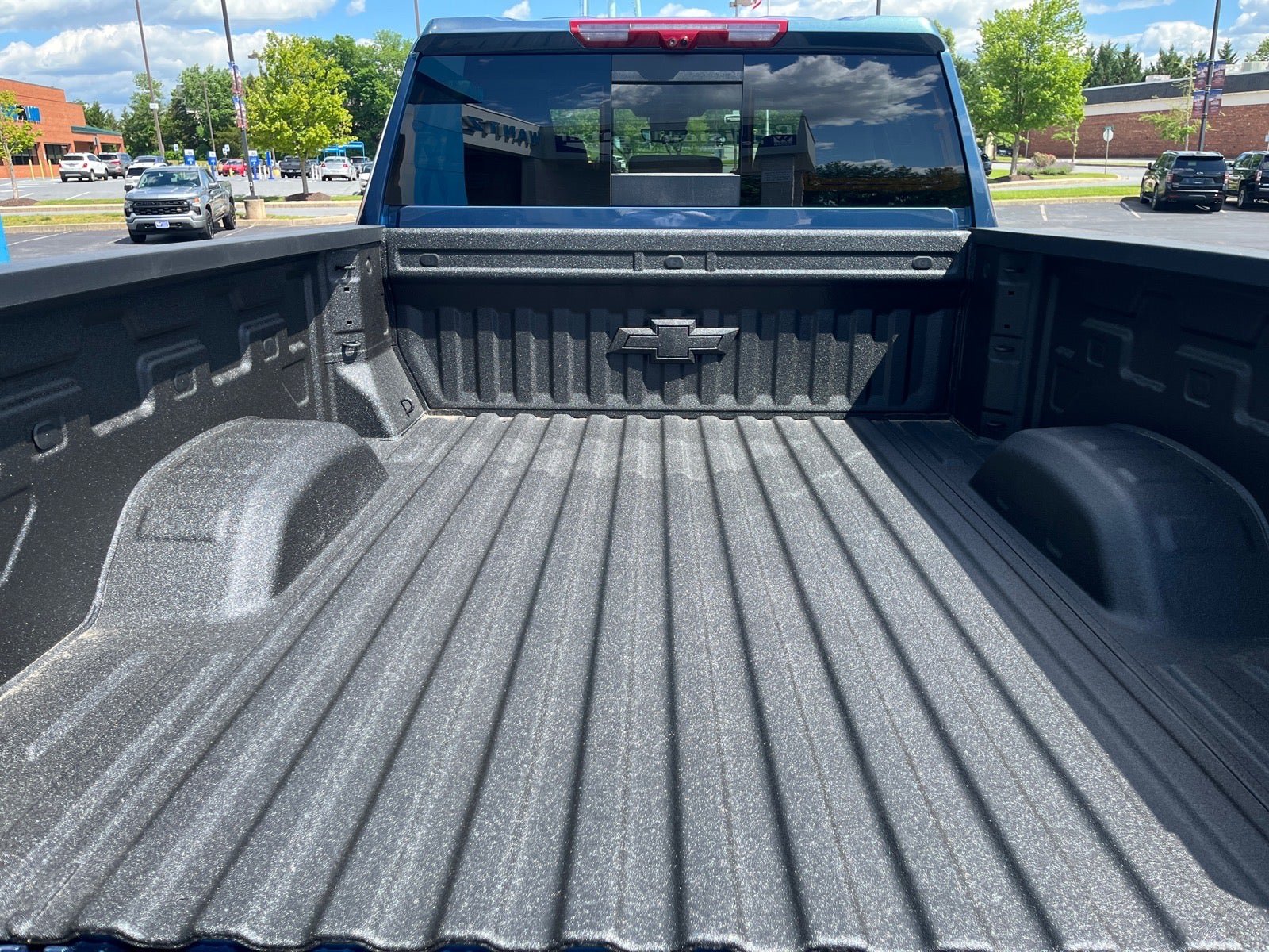 New 2026 Chevrolet Silverado 2500 LTZ w/ LTZ Plus Package AWD/4WD image 16