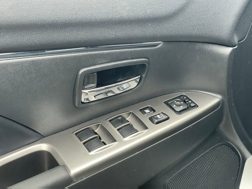 Used 2025 Mitsubishi Outlander Sport SE AWD/4WD image 12