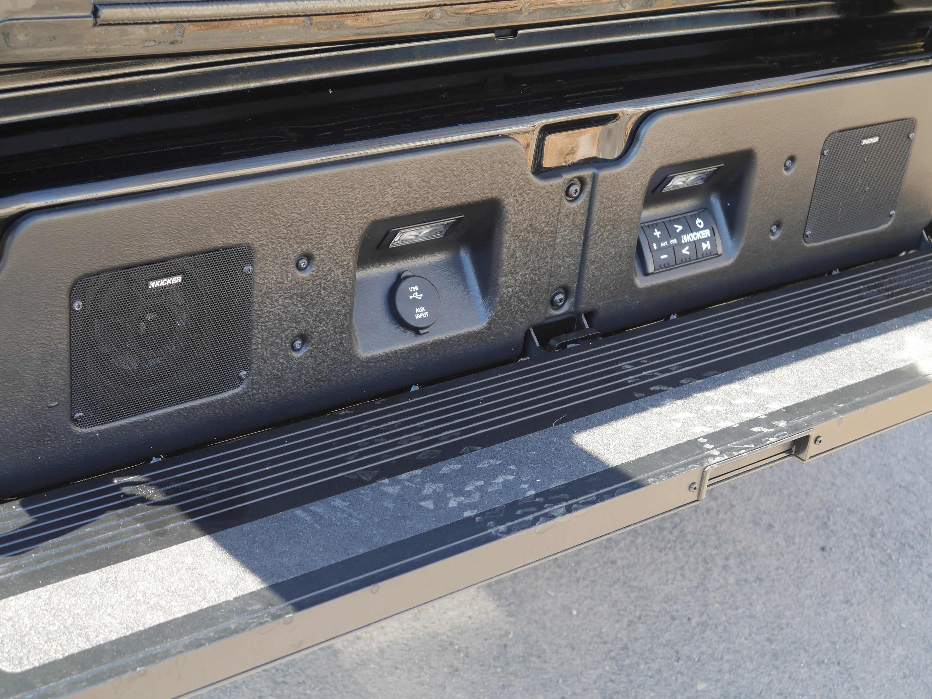 Used 2022 GMC Sierra 1500 AT4X image 26