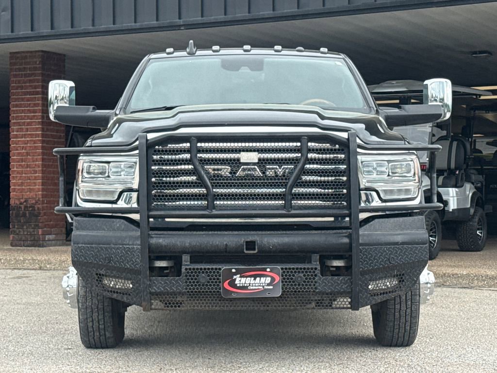 Used 2022 RAM 3500 Limited AWD/4WD image 2