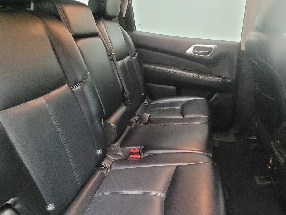 Used 2018 Nissan Pathfinder SL w/ Midnight Edition Package AWD/4WD image 19