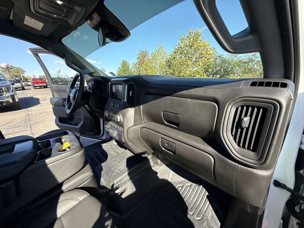 Certified 2025 GMC Sierra 1500 Pro w/ Pro Value Package image 36
