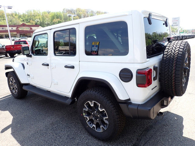New 2026 Jeep Wrangler Unlimited Sahara AWD/4WD image 3