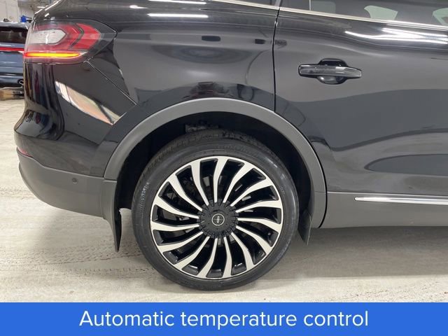 Used 2022 Lincoln Nautilus Black Label image 12