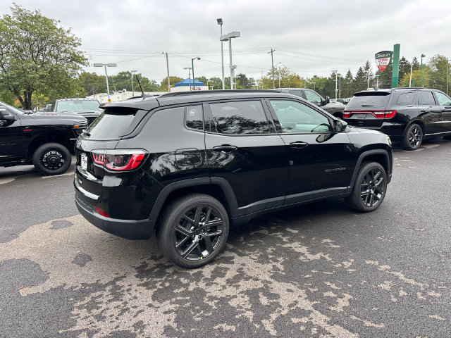New 2026 Jeep Compass Limited AWD/4WD image 30