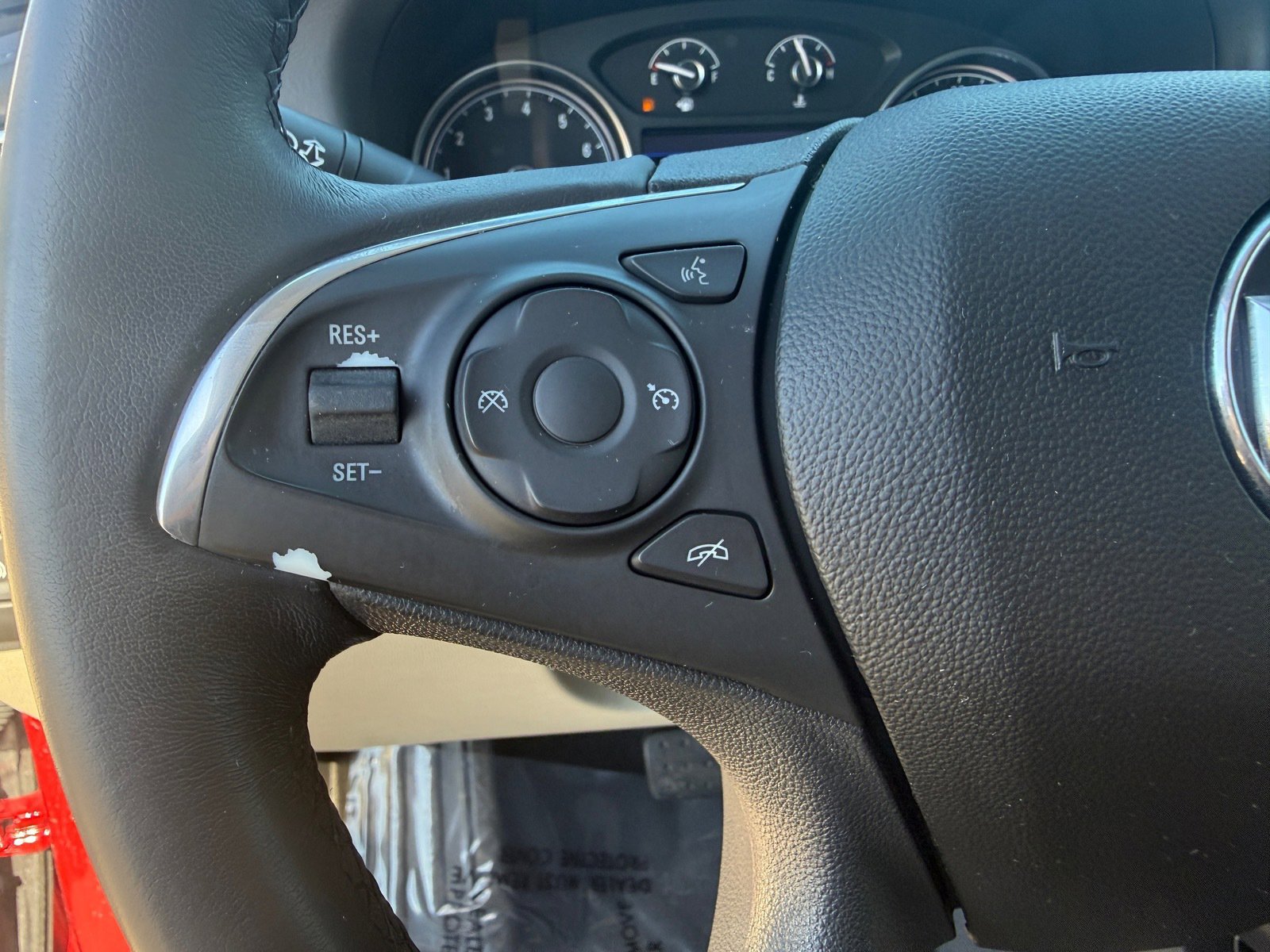 Used 2020 Buick Enclave Essence w/ Sound and Sites Package image 13