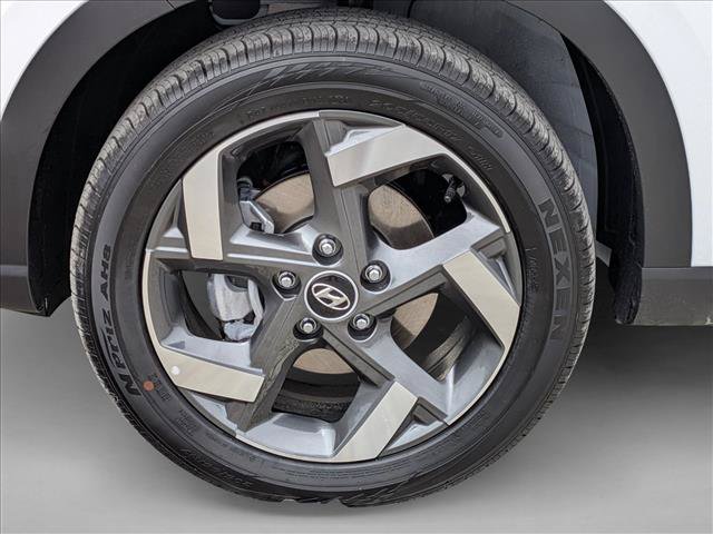 New 2026 Hyundai Venue SEL FWD image 10