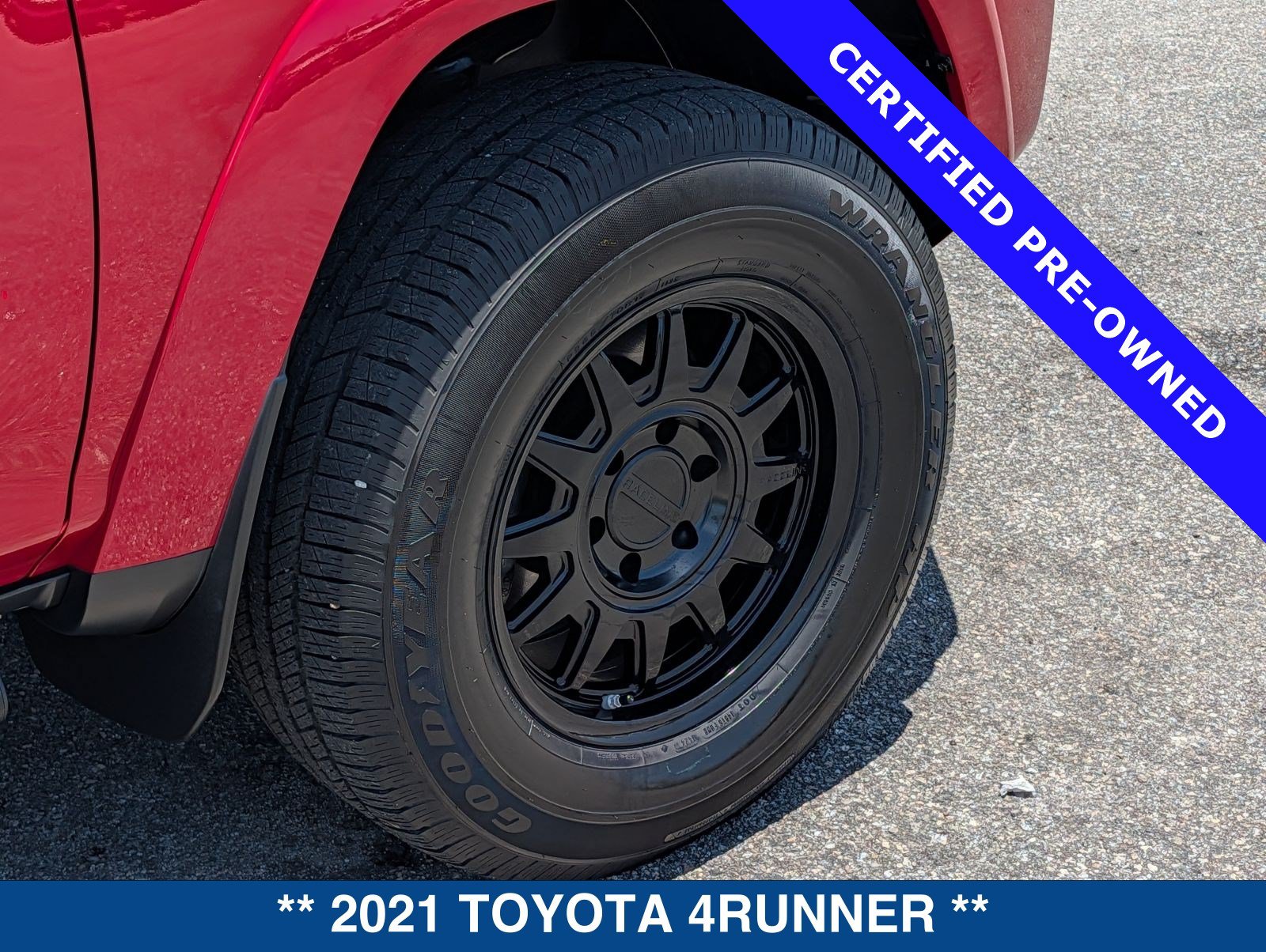Used 2021 Toyota 4Runner TRD Off-Road Premium w/ Moonroof Package AWD/4WD image 12