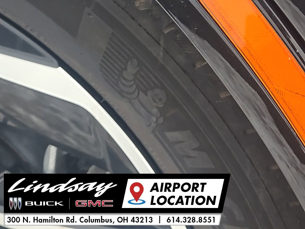 Used 2025 Chevrolet Equinox EV LT w/ Convenience Package image 13