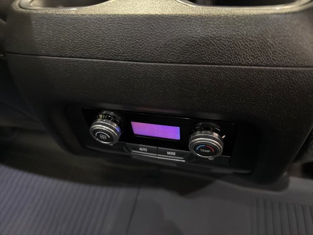 Used 2024 GMC Acadia AT4 image 40