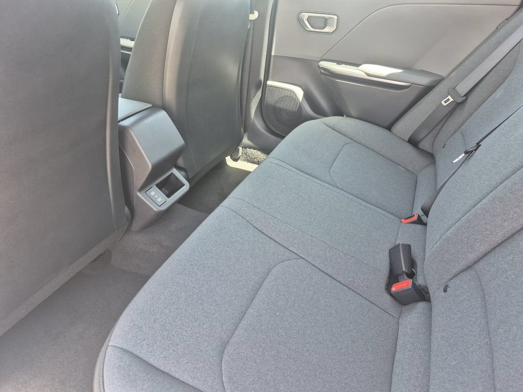 New 2026 Kia K4 FWD image 12
