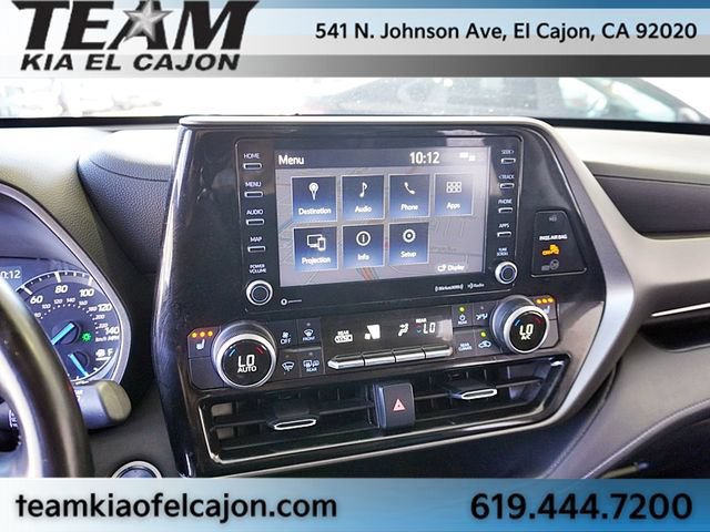 Used 2021 Toyota Highlander XLE AWD/4WD image 30