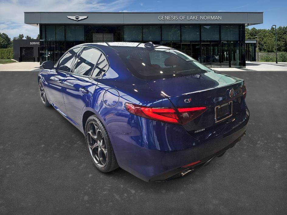 Used 2020 Alfa Romeo Giulia Ti Sport image 5