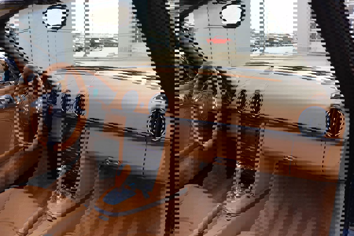 Used 2011 Porsche Boxster image 13